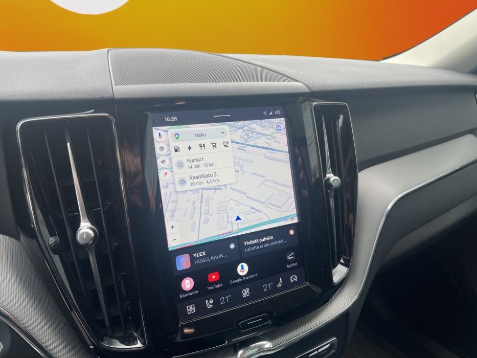 VOLVO XC60 2023