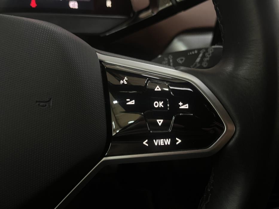 VOLKSWAGEN ID.4 2023