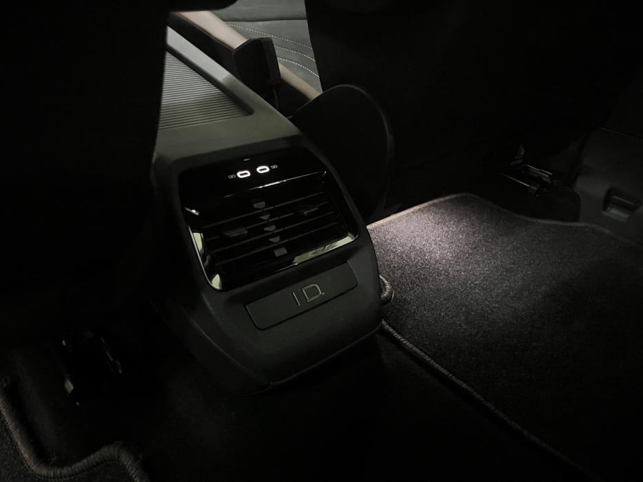 VOLKSWAGEN ID.4 2023