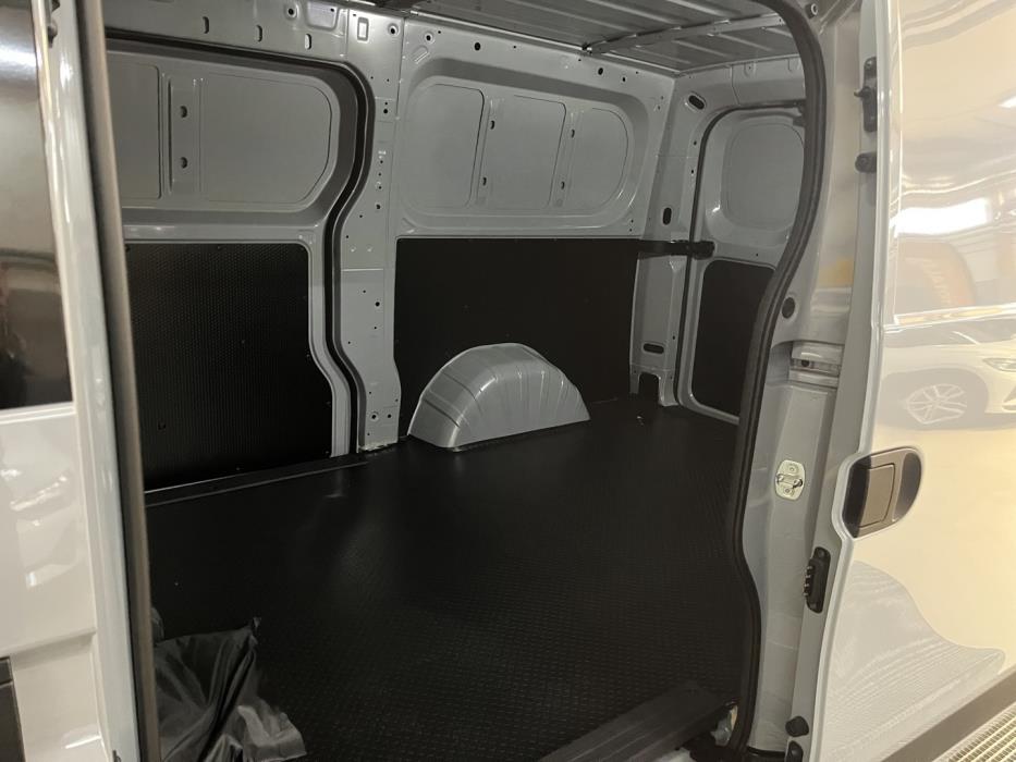 MAXUS e-Deliver 5 2025