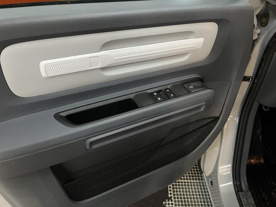 MAXUS e-Deliver 5 2025