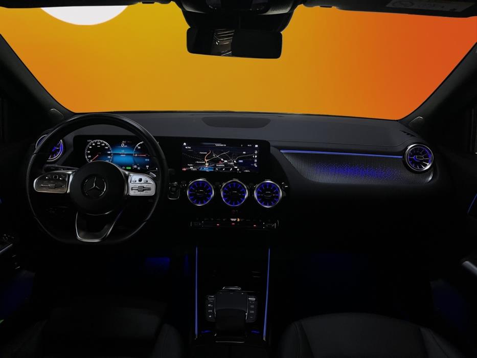 MERCEDES-BENZ EQA 2023