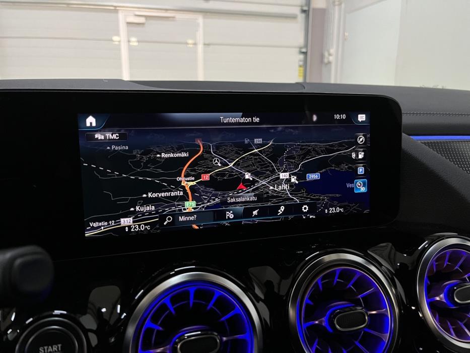 MERCEDES-BENZ EQA 2023