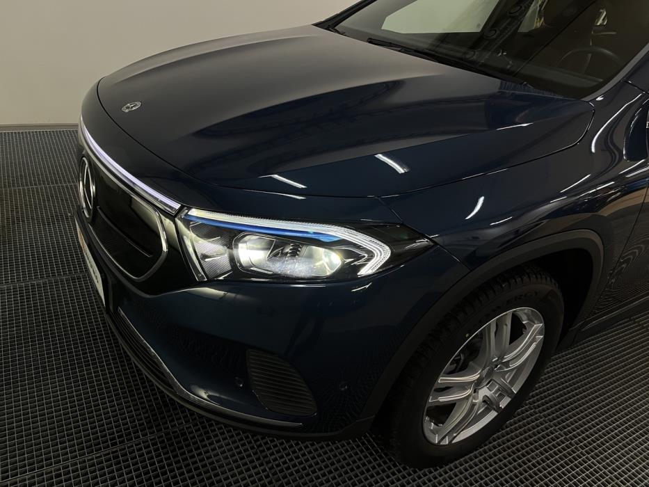 MERCEDES-BENZ EQA 2023