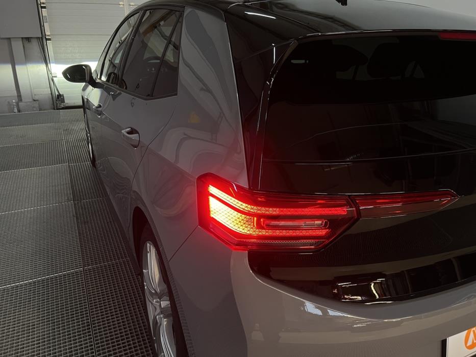 VOLKSWAGEN ID.3 2023