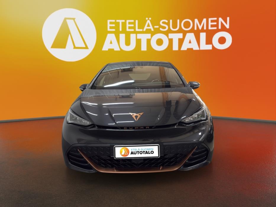 CUPRA Born 2023