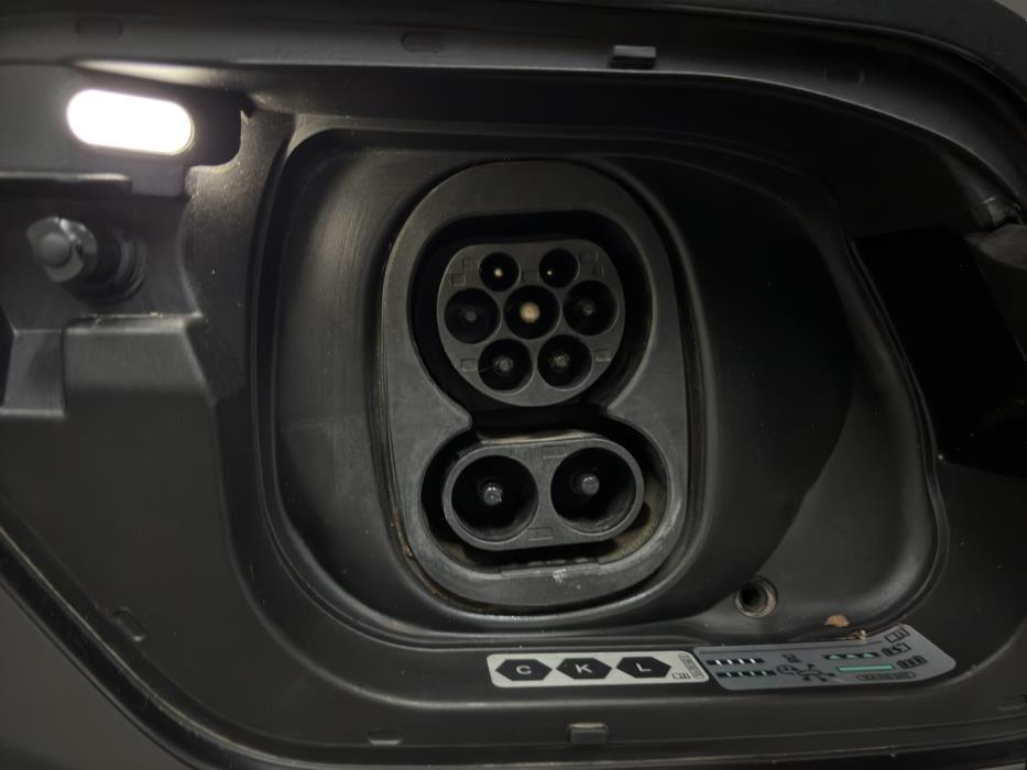 CUPRA Born 2023