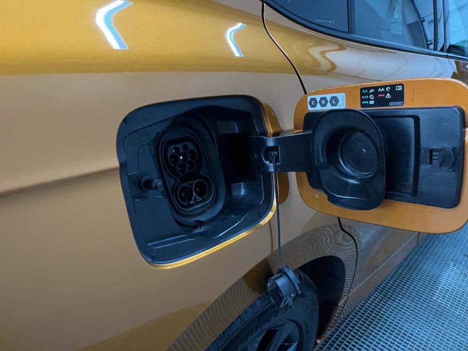 SKODA Enyaq 2025