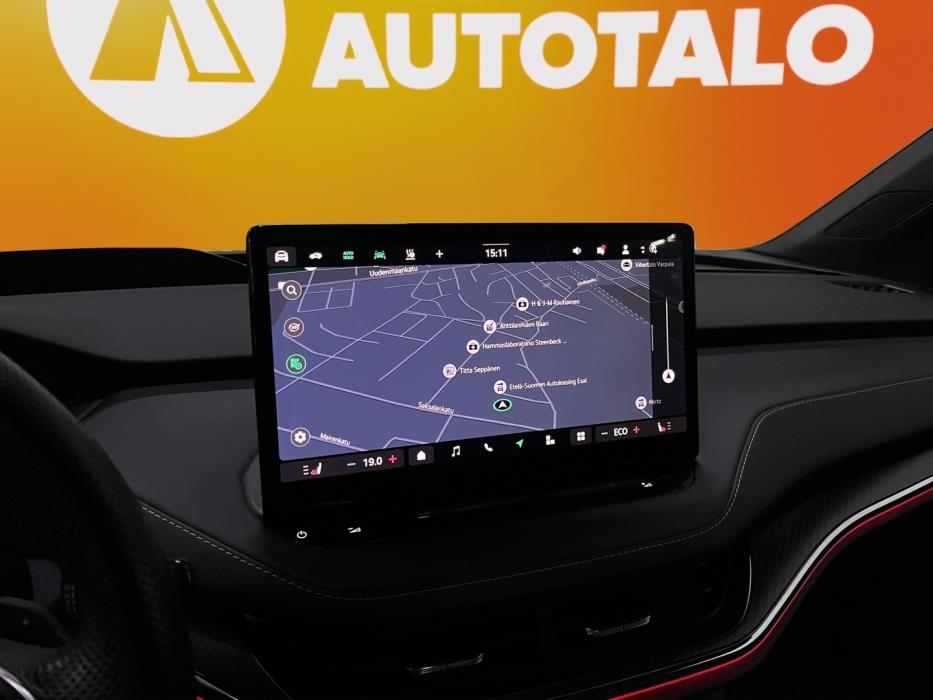 SKODA Enyaq 2025
