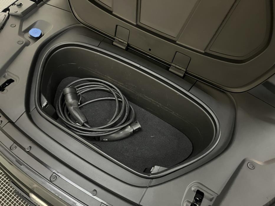 VOLVO C40 2024