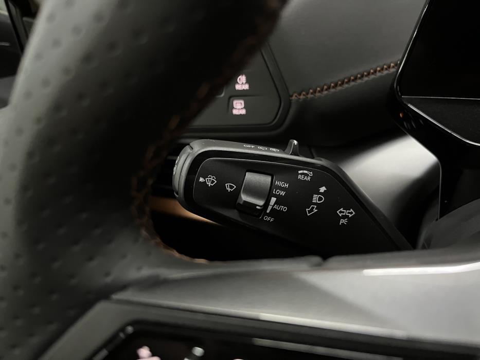 CUPRA Born 2025
