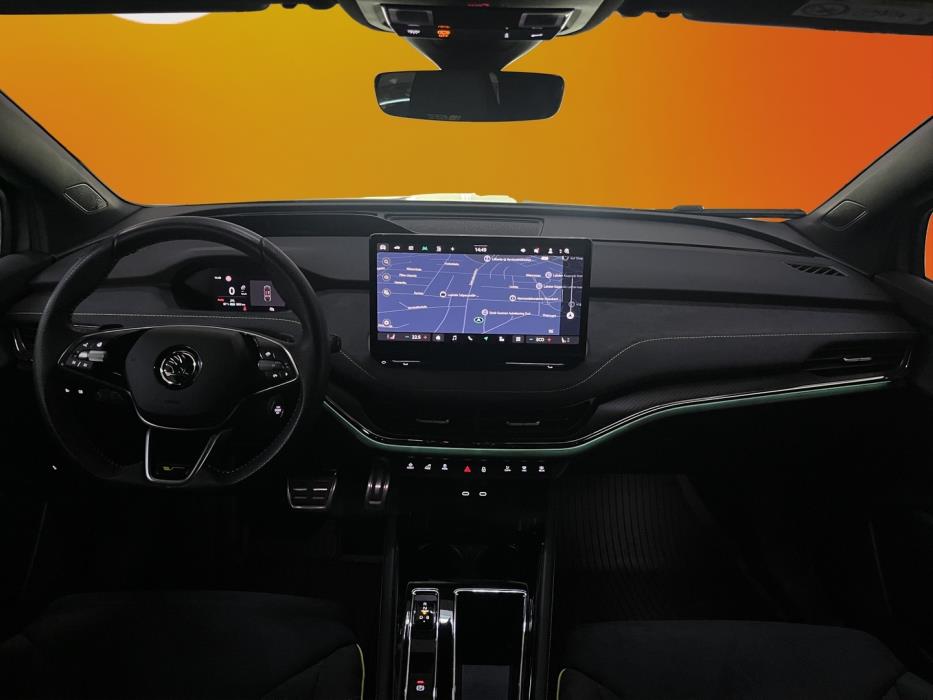 SKODA Enyaq 2025