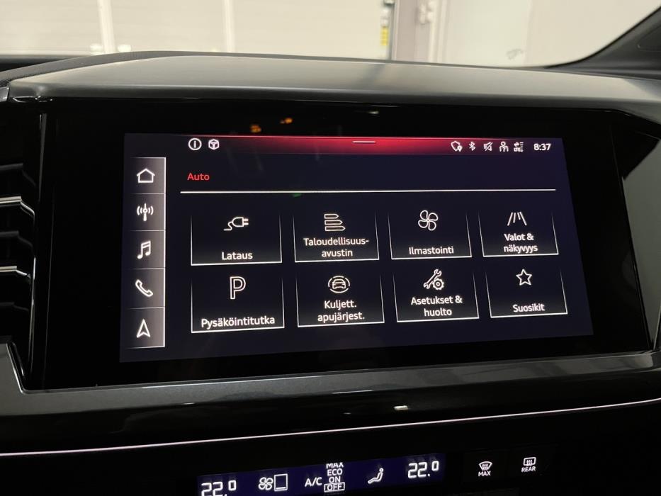 AUDI Q4 e-tron 2023