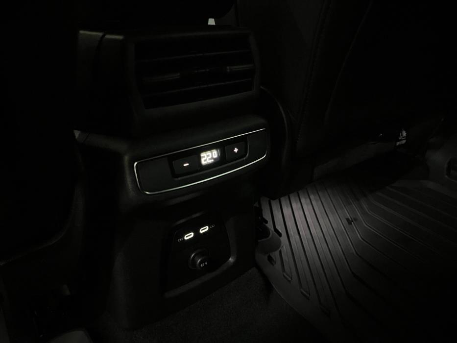 AUDI Q4 e-tron 2023