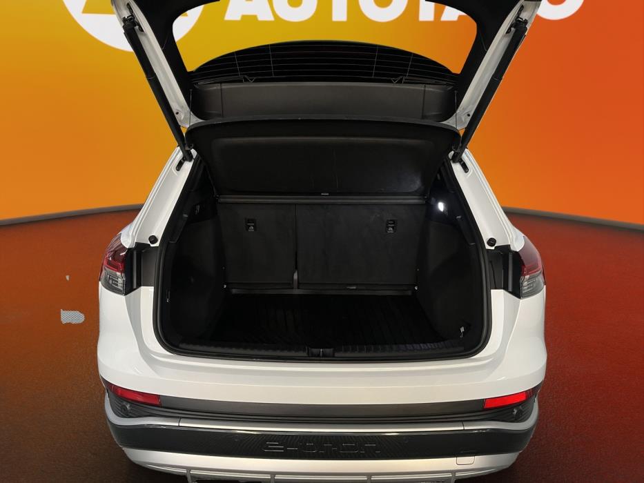 AUDI Q4 e-tron 2023