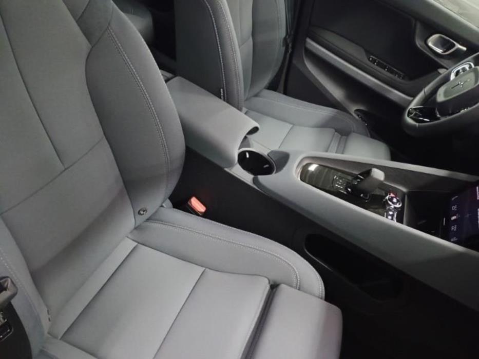 POLESTAR 2 2024