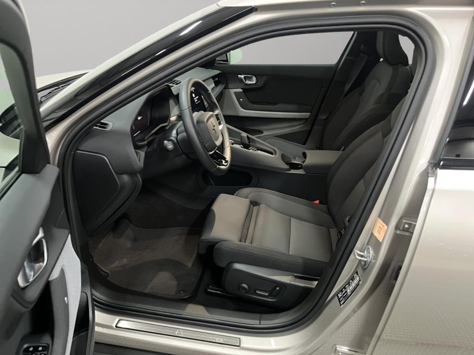 POLESTAR 2 2024