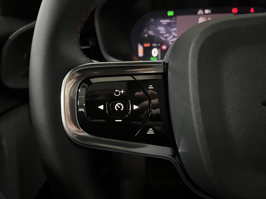 POLESTAR 2 2024