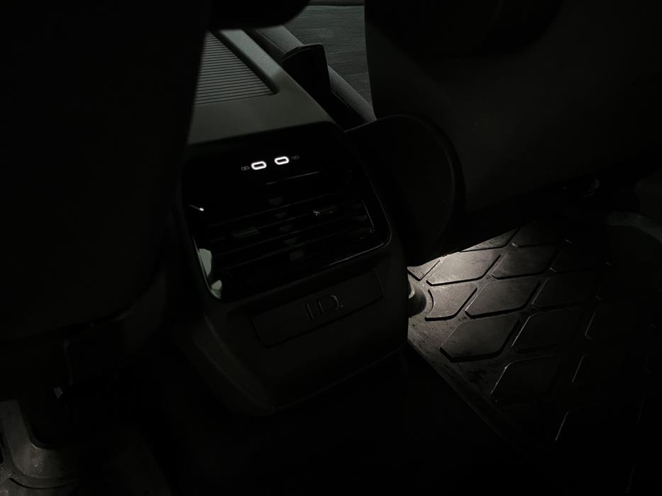 VOLKSWAGEN ID.4 2023