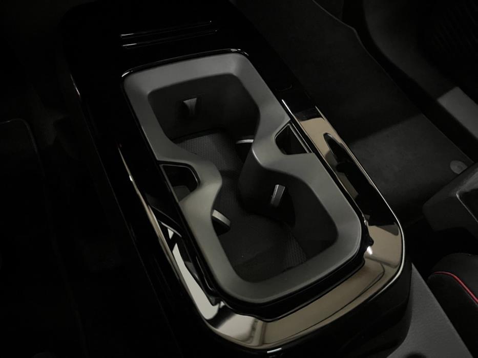 VOLKSWAGEN ID.5 2025
