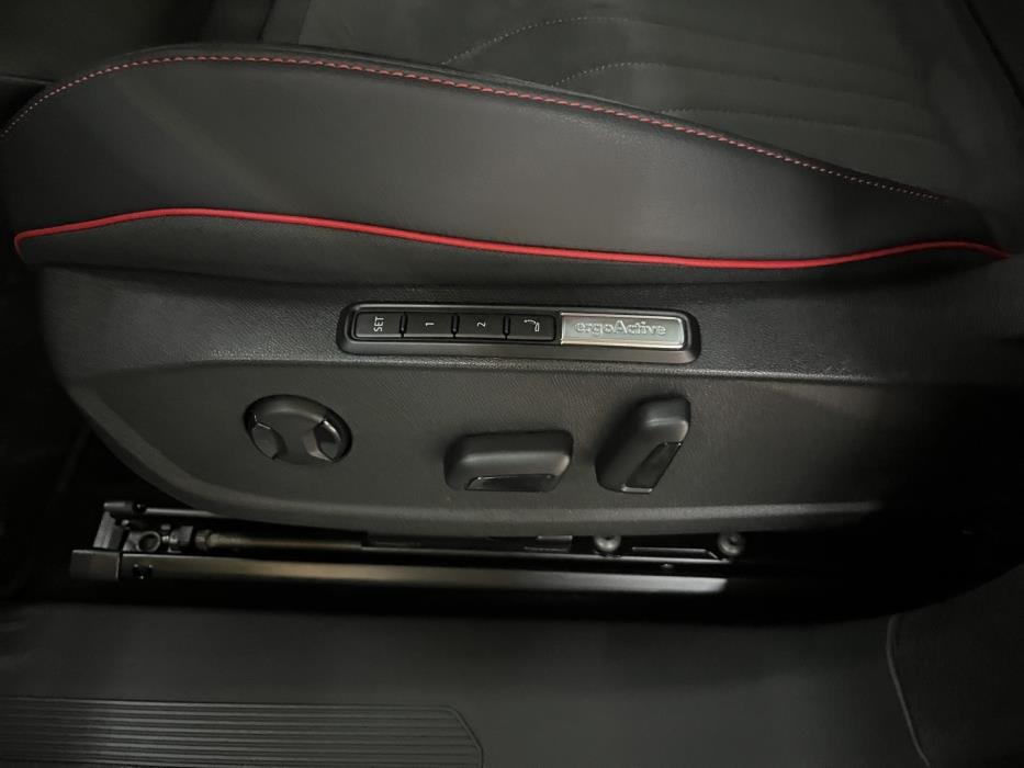 VOLKSWAGEN ID.5 2025