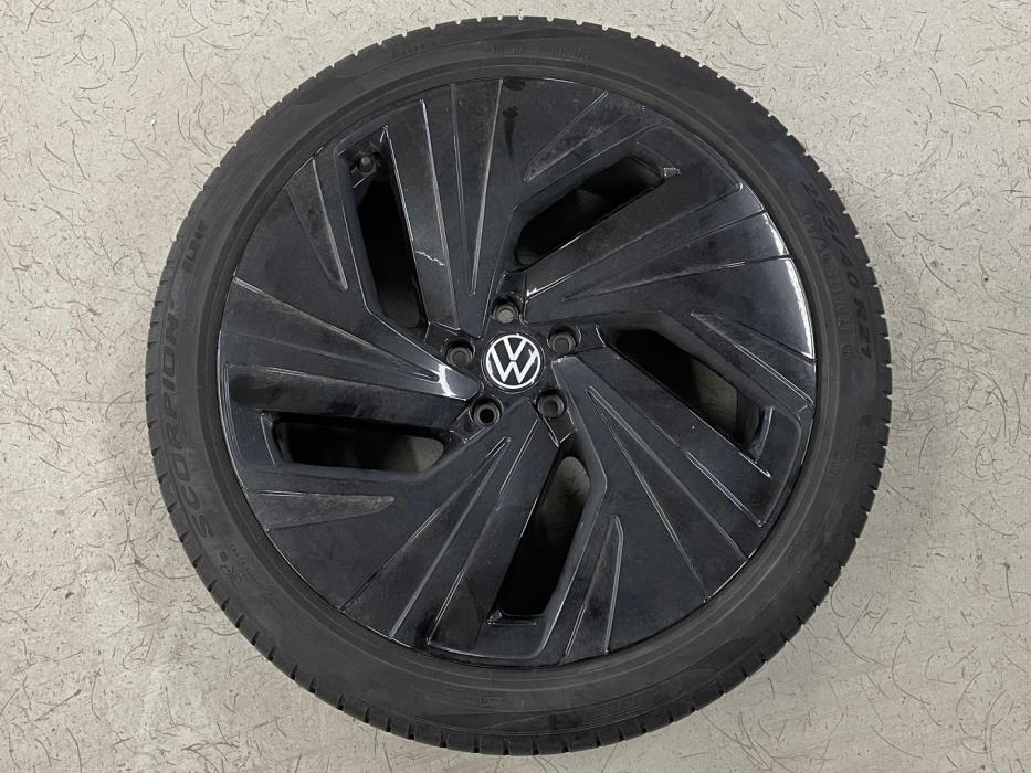 VOLKSWAGEN ID.5 2025