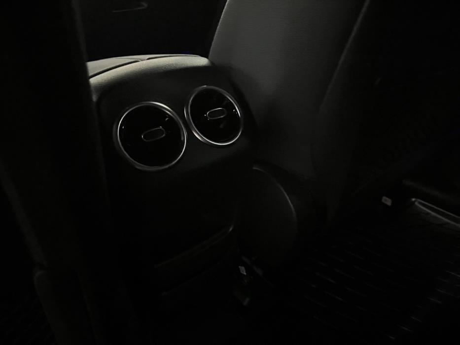MERCEDES-BENZ EQB 2023
