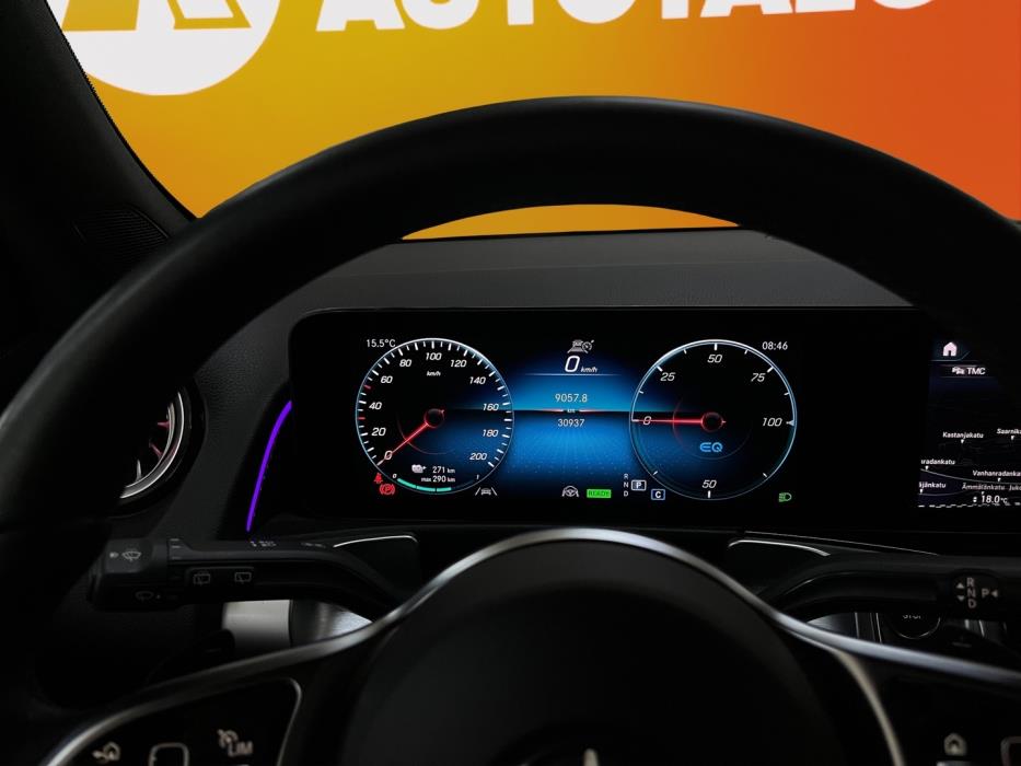 MERCEDES-BENZ EQB 2023