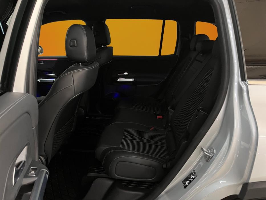 MERCEDES-BENZ EQB 2023
