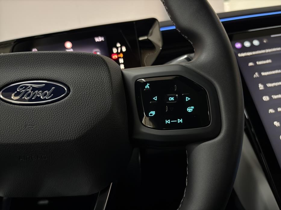 FORD Explorer 2025