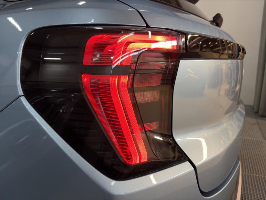 FORD Explorer 2025
