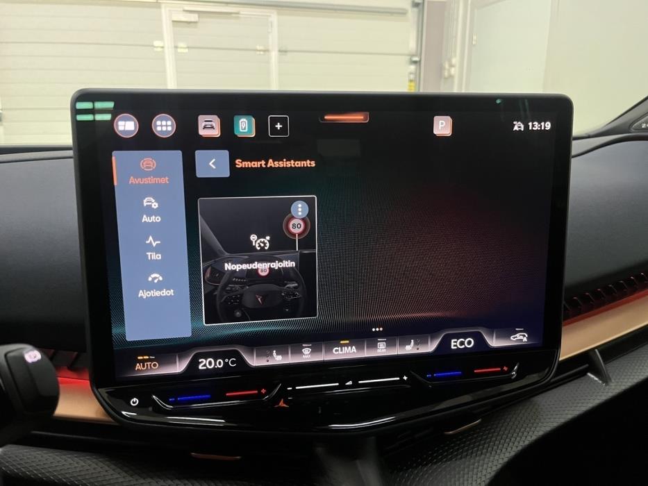CUPRA Tavascan 2025