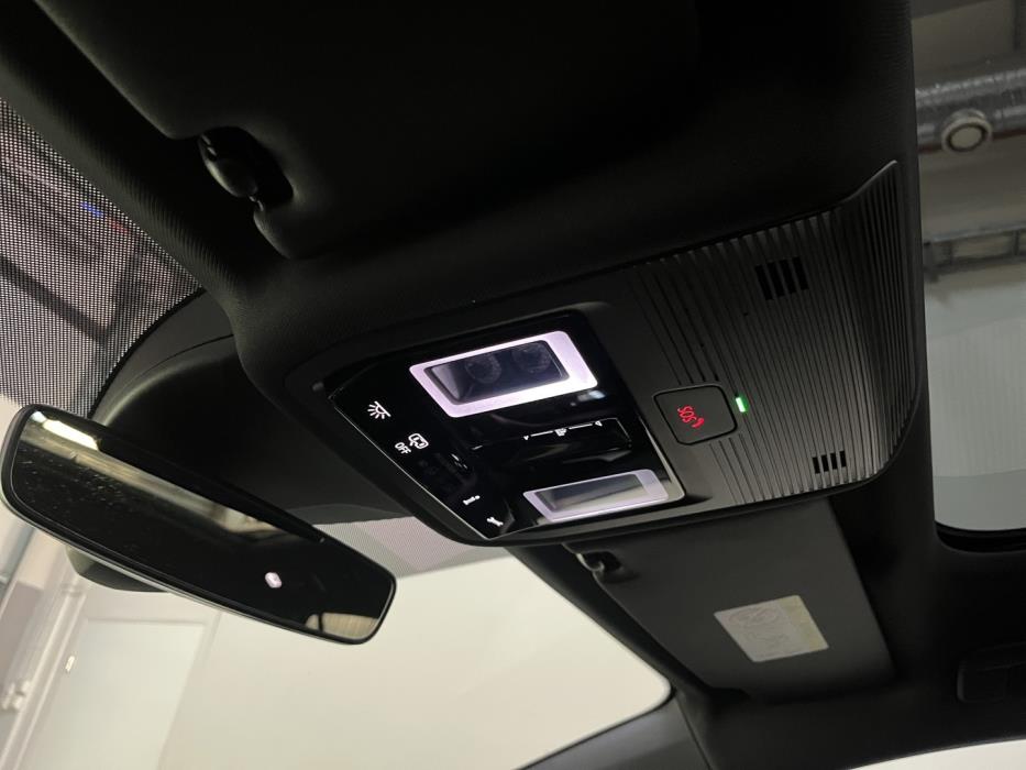 VOLKSWAGEN ID.4 2025