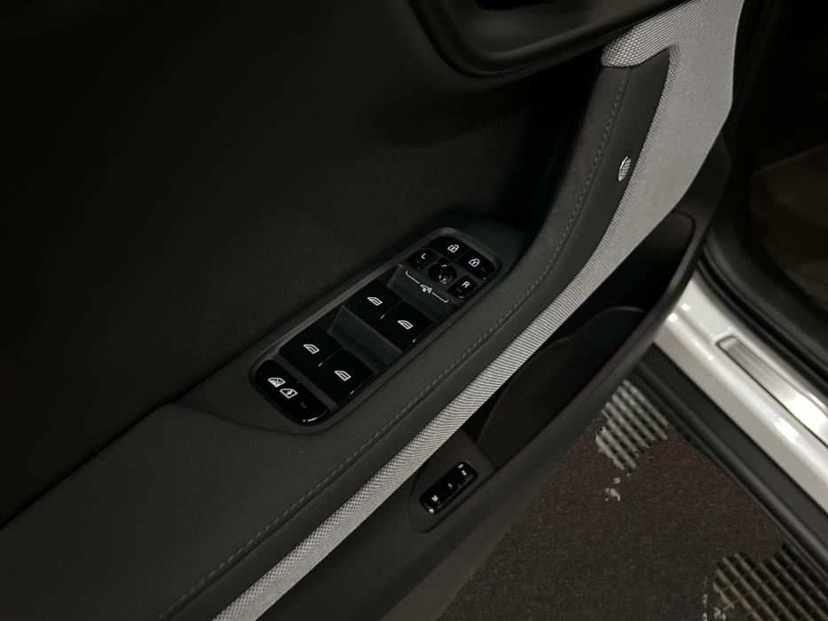POLESTAR 2 2024