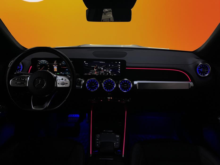 MERCEDES-BENZ EQB 2023