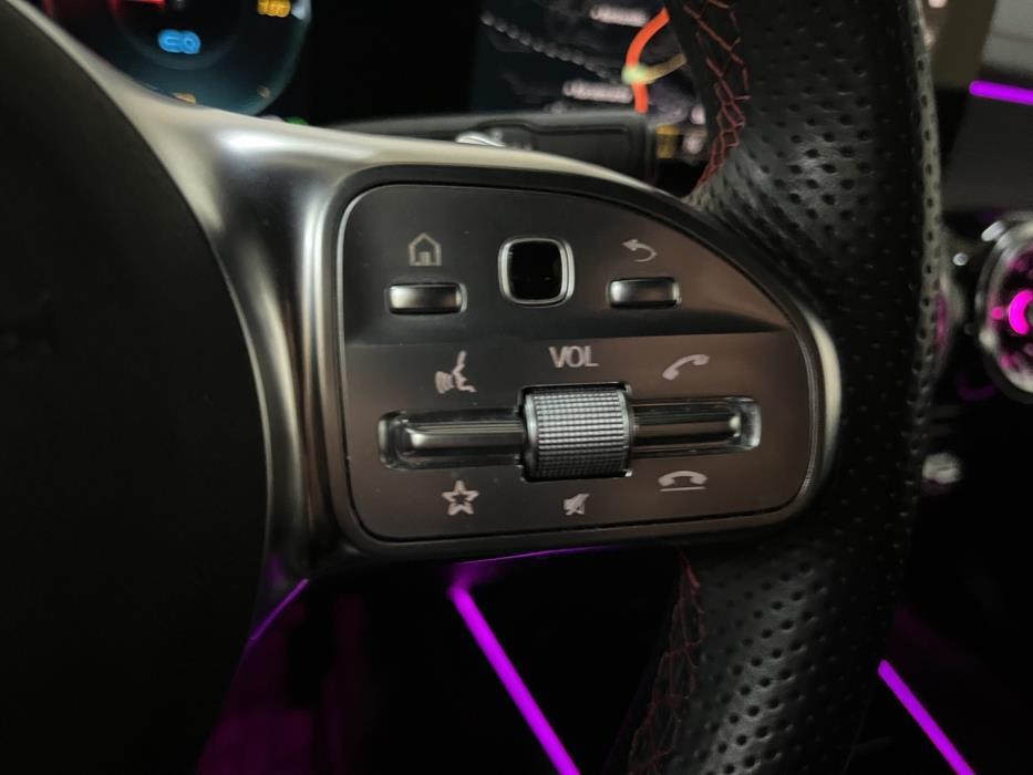 MERCEDES-BENZ EQB 2023