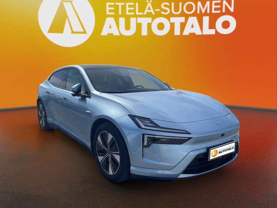 POLESTAR 4 2025