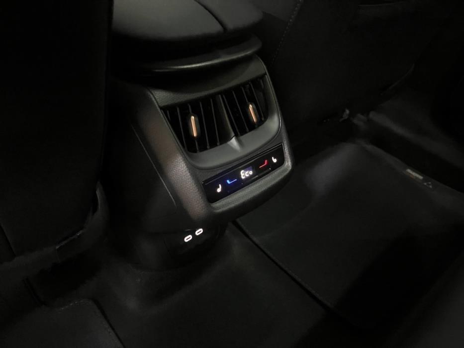 CUPRA Tavascan 2024