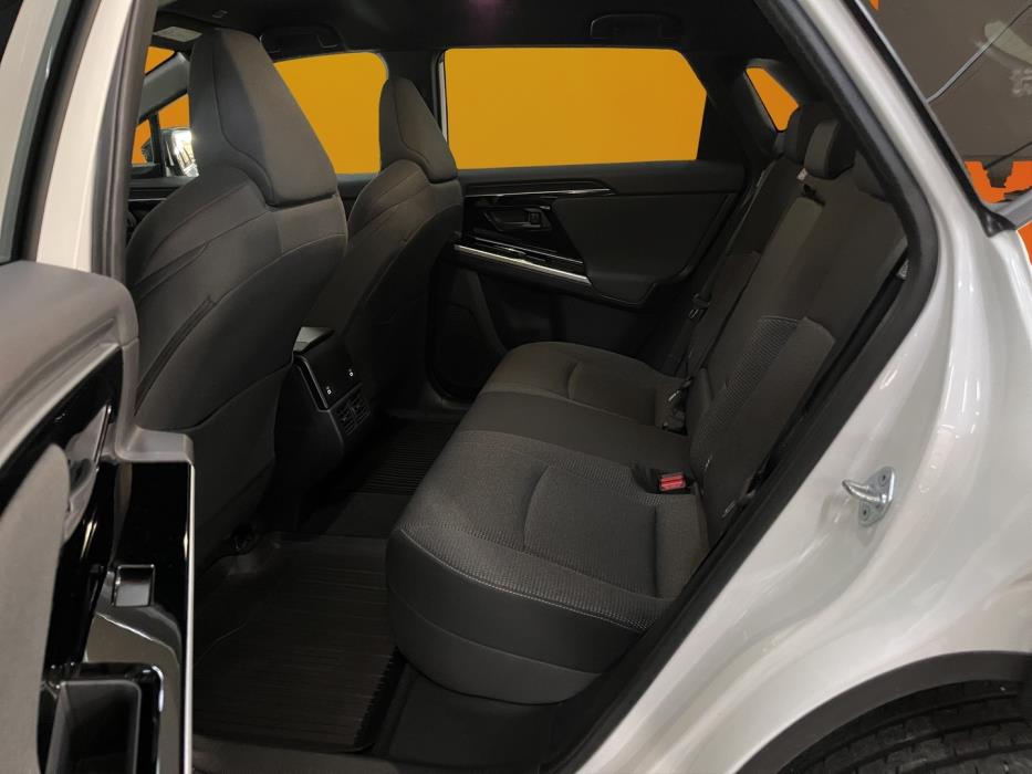 SUBARU Solterra 2023