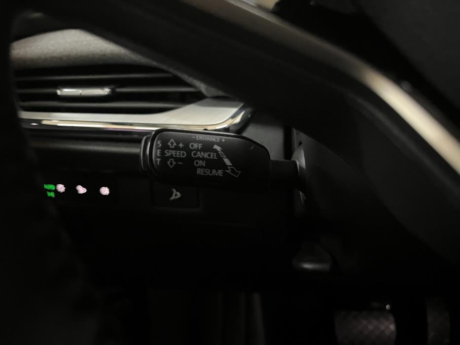 SKODA Enyaq 2025
