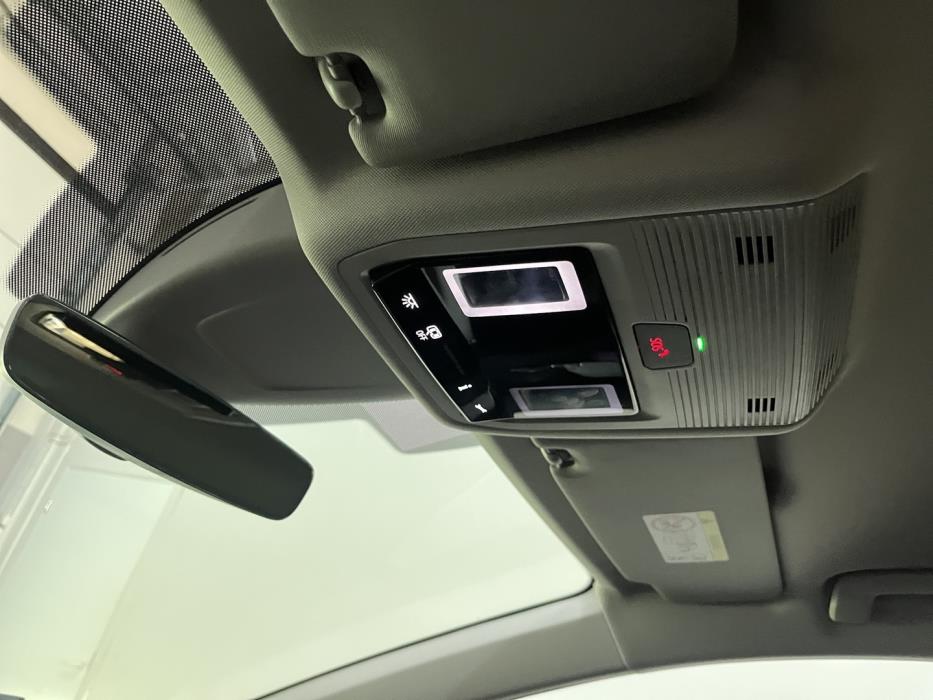 SKODA Enyaq 2025