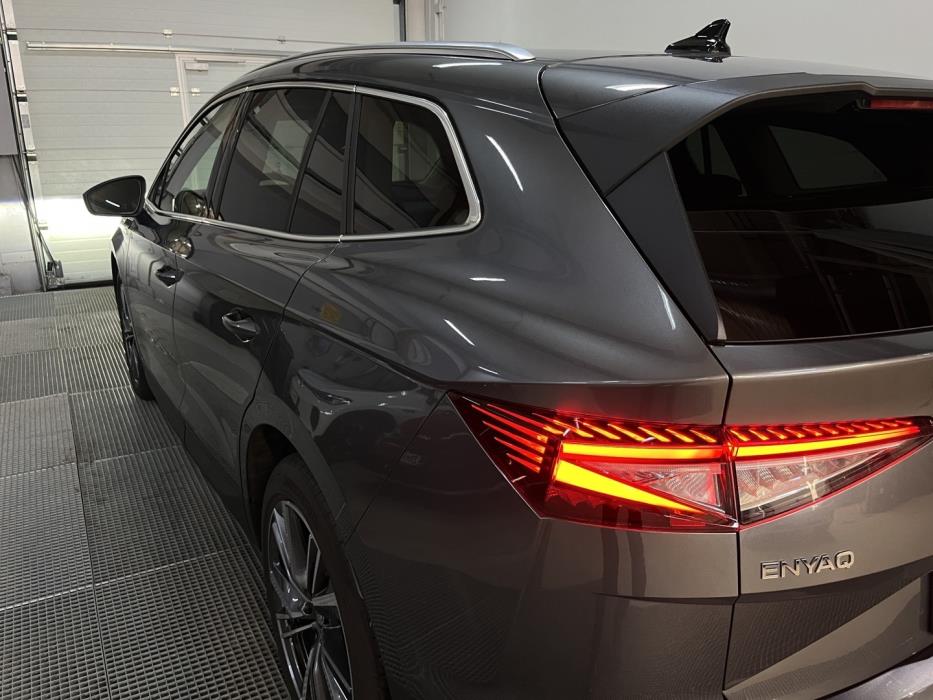 SKODA Enyaq 2025