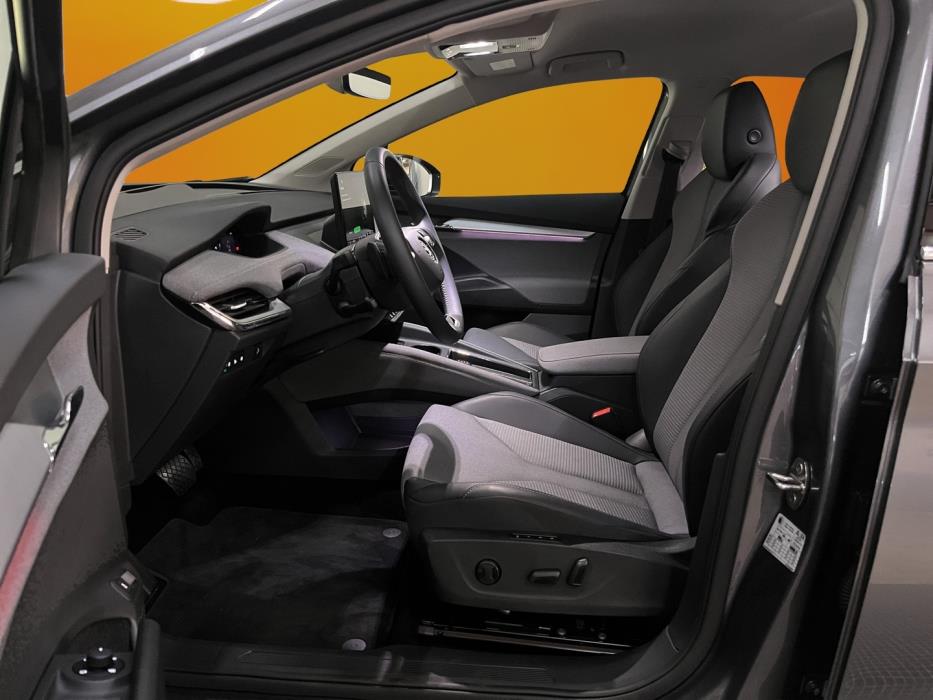 SKODA Enyaq 2025