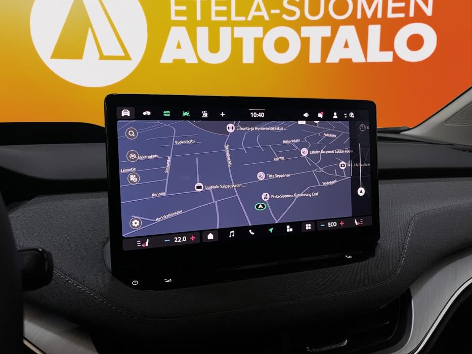 SKODA Enyaq 2025