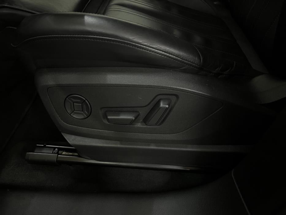 AUDI e-tron 2022