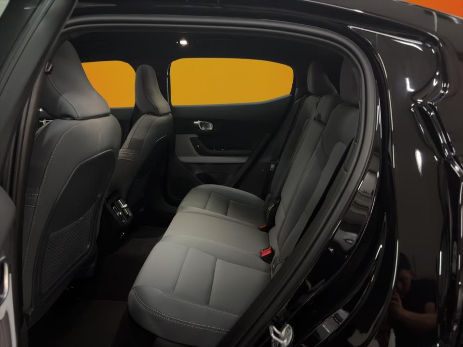 POLESTAR 2 2023