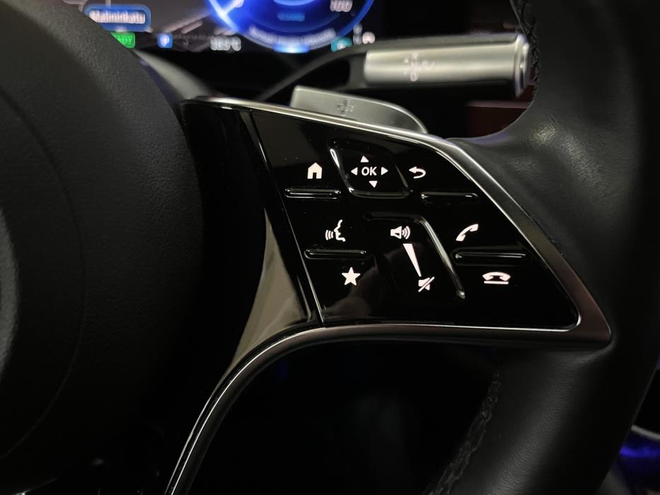 MERCEDES-BENZ EQS 2023