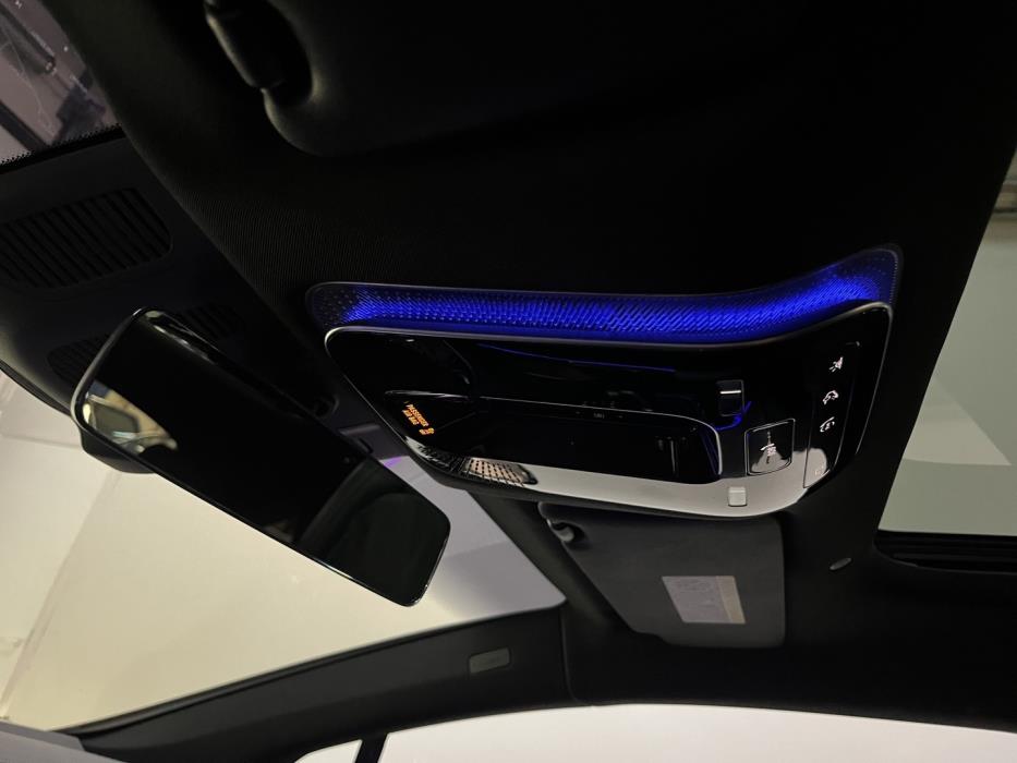 MERCEDES-BENZ EQS 2023