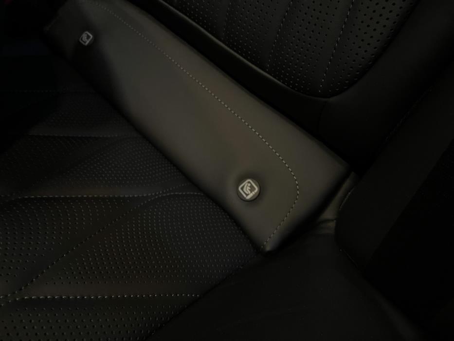 MERCEDES-BENZ EQS 2023