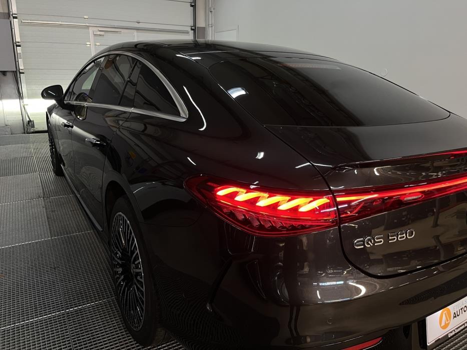 MERCEDES-BENZ EQS 2023